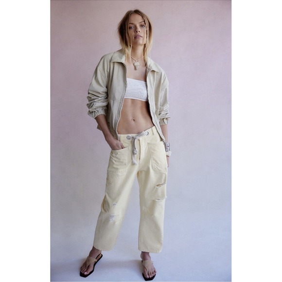 RETIRED Free People Lemon Icing Yellow Moxie Barrel Jeans NWT‎ Sizes 33 - Picture 2 of 6